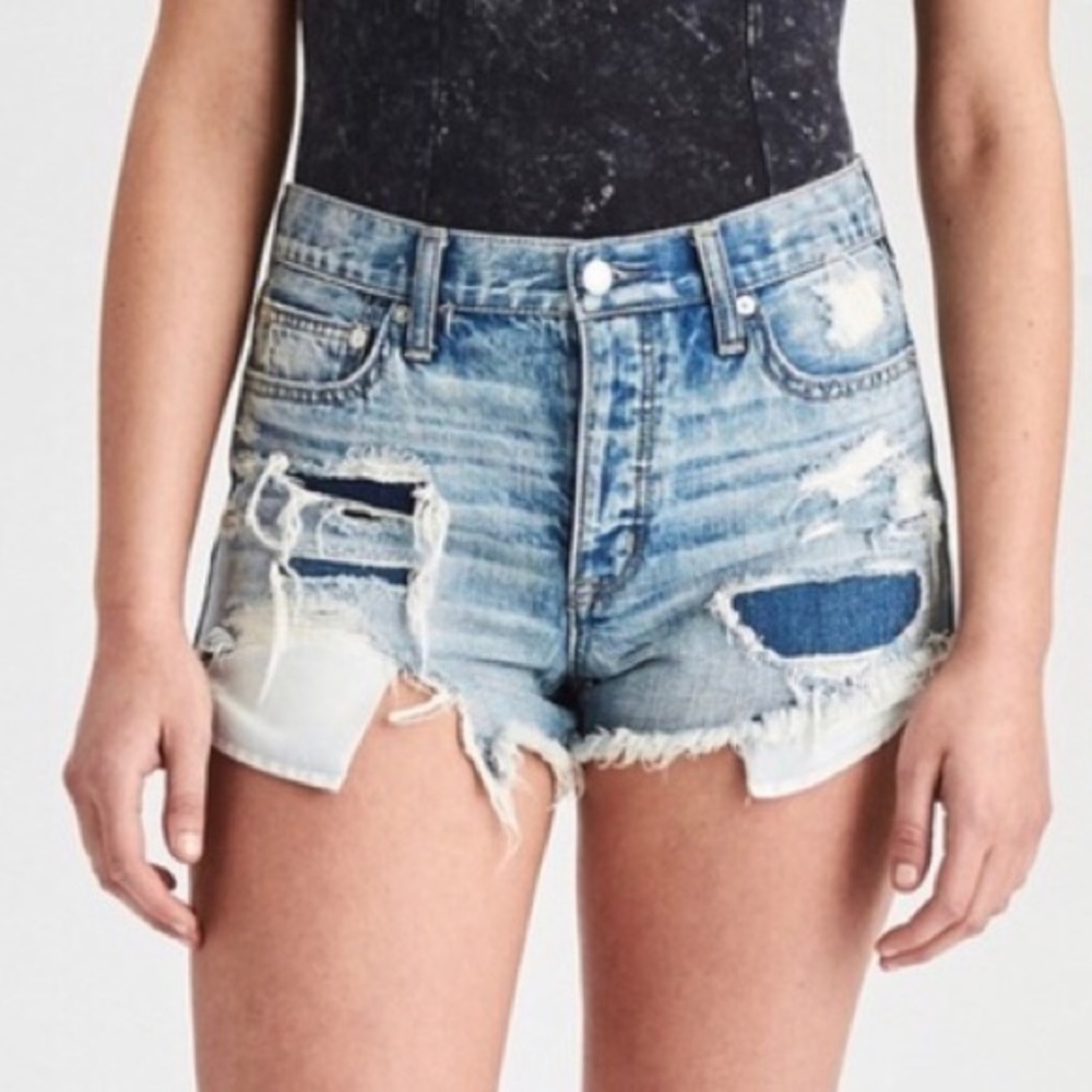 American Eagle Vintage Hi-Rise Denim Shorts